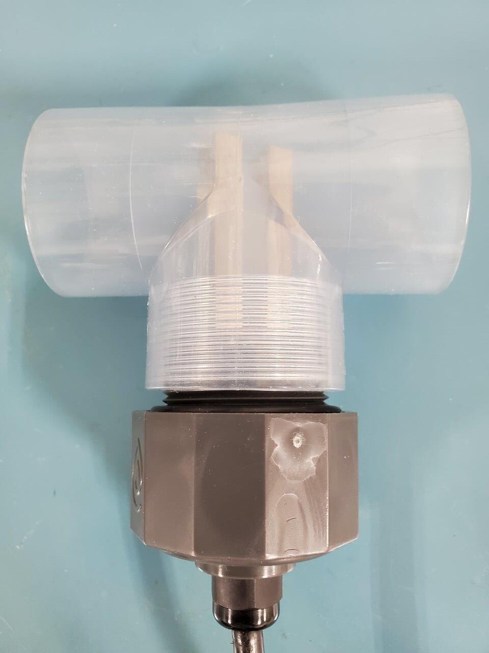 Cell doesn't fit in tee